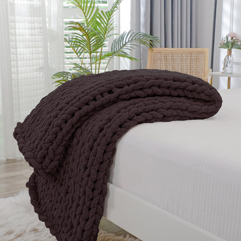 Bigacogo Chunky Knit Throw Blanket for Couch, 40x60 inches, 100% Hand Knitted with Thick Jumbo Chenille Yarn, Cozy Soft Large Rope Knot Cable Crochet Blankets for Sofa Bed Living Room, Beige