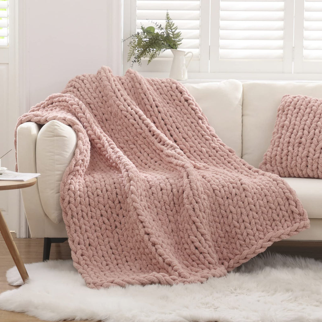 WESHIONGOO Chunky Knit Blanket Throw 40"*40" Knitted Throw Blankets for Couch Bed Fluffy Soft Blanket with Jumbo Chenille Yarn Thick 100% Handmade(Black)