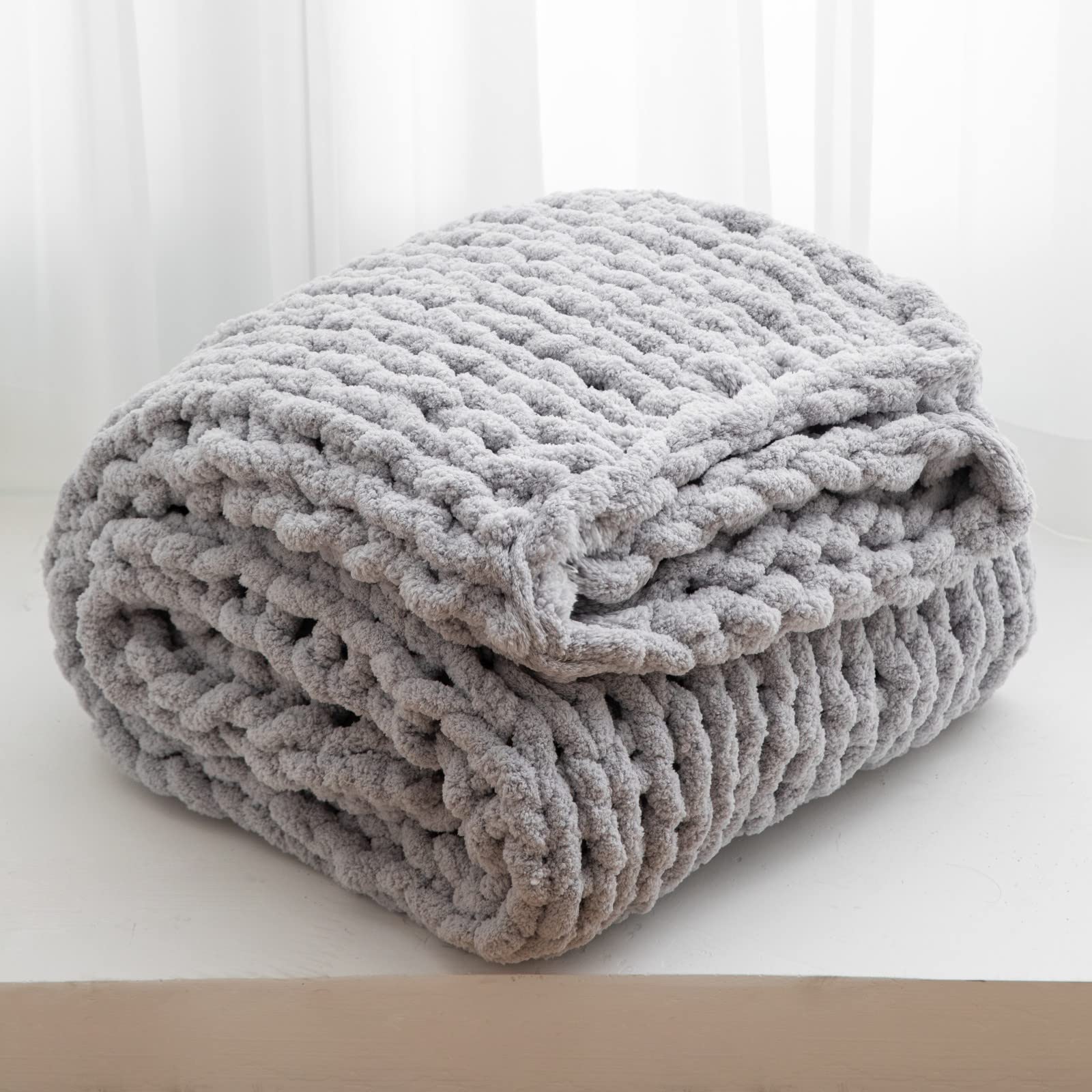 WESHIONGOO Chunky Knit Blanket Throw 40"*40" Knitted Throw Blankets for Couch Bed Fluffy Soft Blanket with Jumbo Chenille Yarn Thick 100% Handmade(Black)
