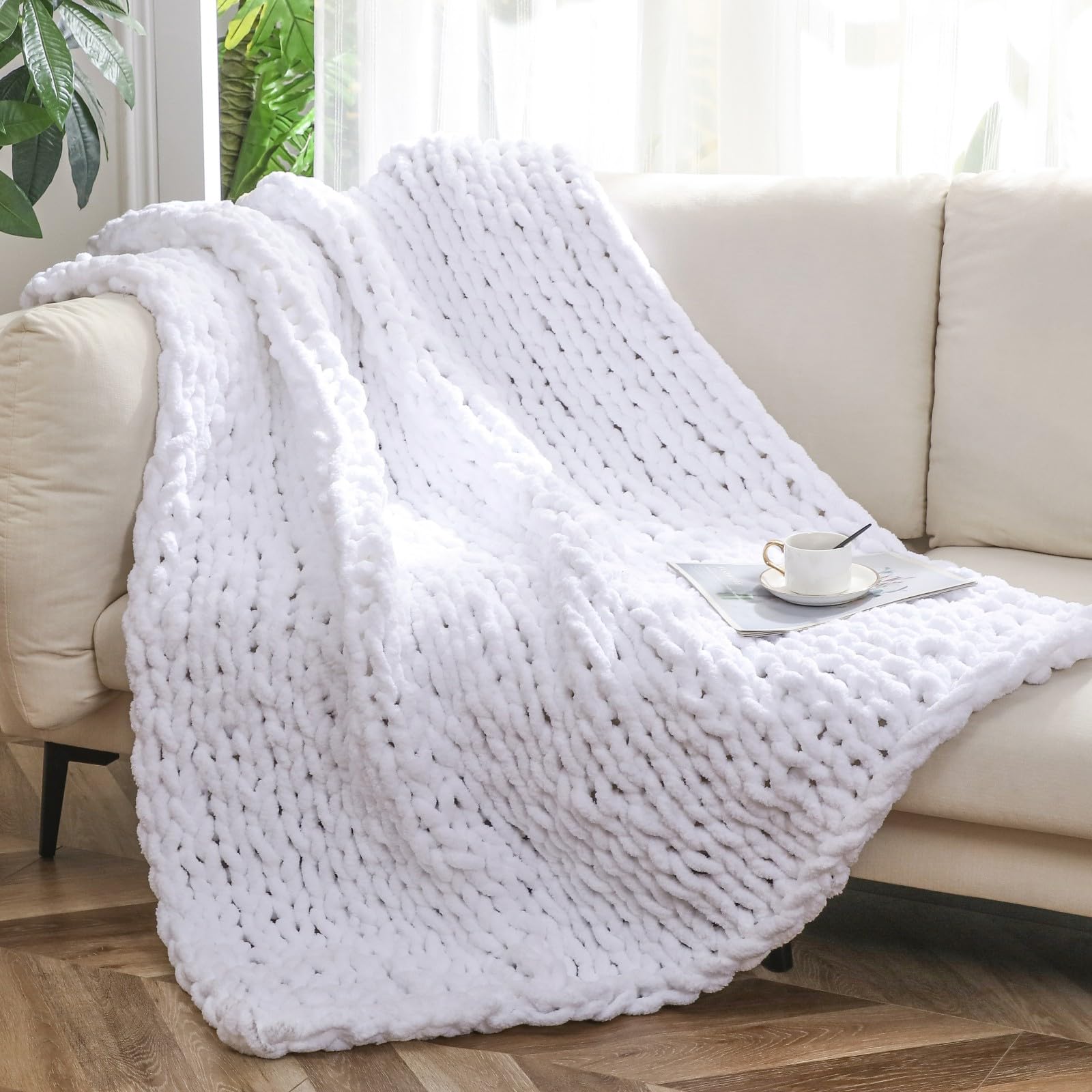 WESHIONGOO Chunky Knit Blanket Throw 40"*40" Knitted Throw Blankets for Couch Bed Fluffy Soft Blanket with Jumbo Chenille Yarn Thick 100% Handmade(Black)