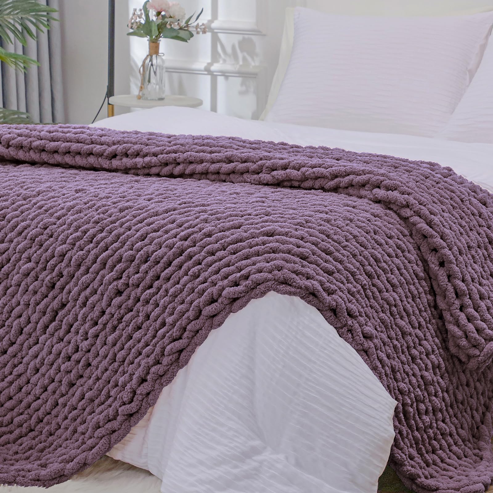 Bigacogo Chunky Knit Throw Blanket for Couch, 40x60 inches, 100% Hand Knitted with Thick Jumbo Chenille Yarn, Cozy Soft Large Rope Knot Cable Crochet Blankets for Sofa Bed Living Room, Beige