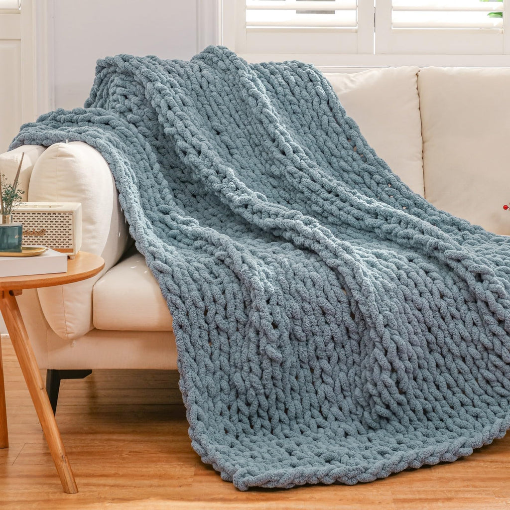 WESHIONGOO Chunky Knit Blanket Throw 40"*40" Knitted Throw Blankets for Couch Bed Fluffy Soft Blanket with Jumbo Chenille Yarn Thick 100% Handmade(Black)