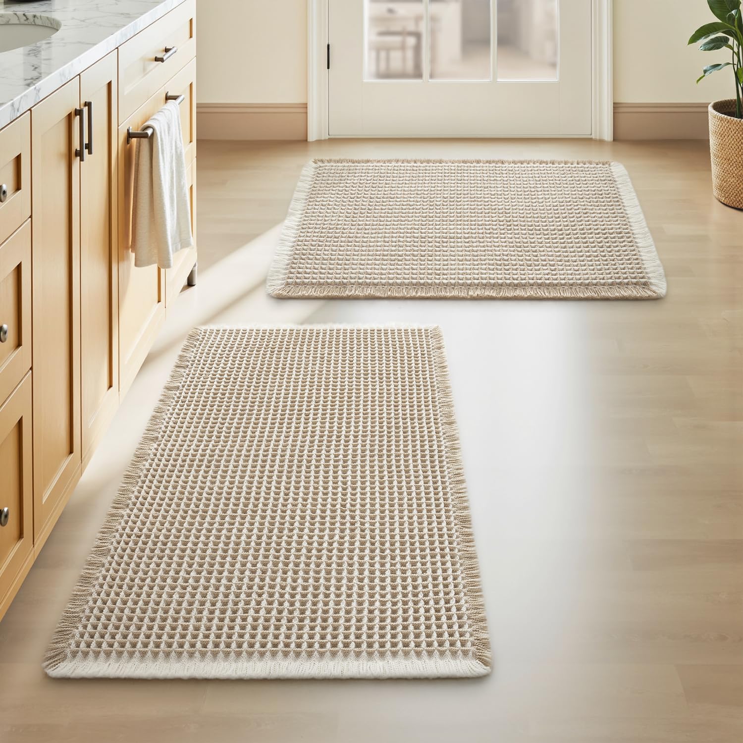 AMOAMI Upgraded Waffle Bath Mat, Super Absorbent Non Slip Bath Mats for Bathroom Floor, Machine Washable Bathroom Rugs with Tassels, Rubber Backed Bathroom Mats, Ultra Soft, 17" x 24", Brown