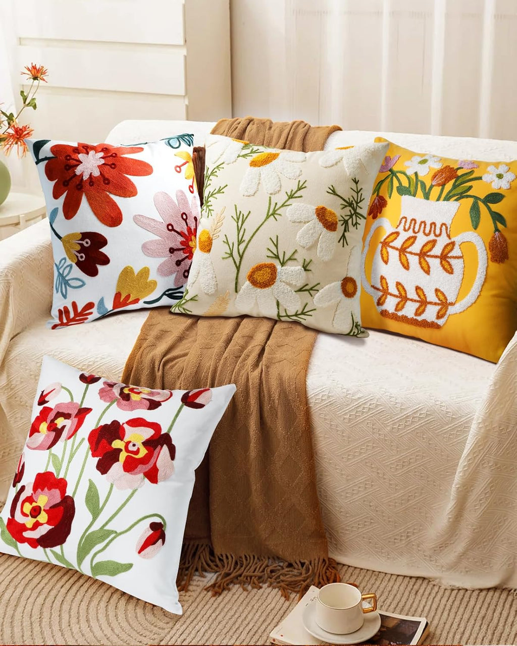 Embroidered Throw Pillow Cover - 18x18 Decorative Pillow Cover with Zipper Aesthetic Cute Design Boho Spring Summer Cozy Throw Pillowcase for Living Room Couch Sofa Bed, White Daisy