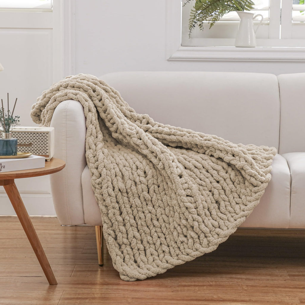 WESHIONGOO Chunky Knit Blanket Throw 40"*40" Knitted Throw Blankets for Couch Bed Fluffy Soft Blanket with Jumbo Chenille Yarn Thick 100% Handmade(Black)