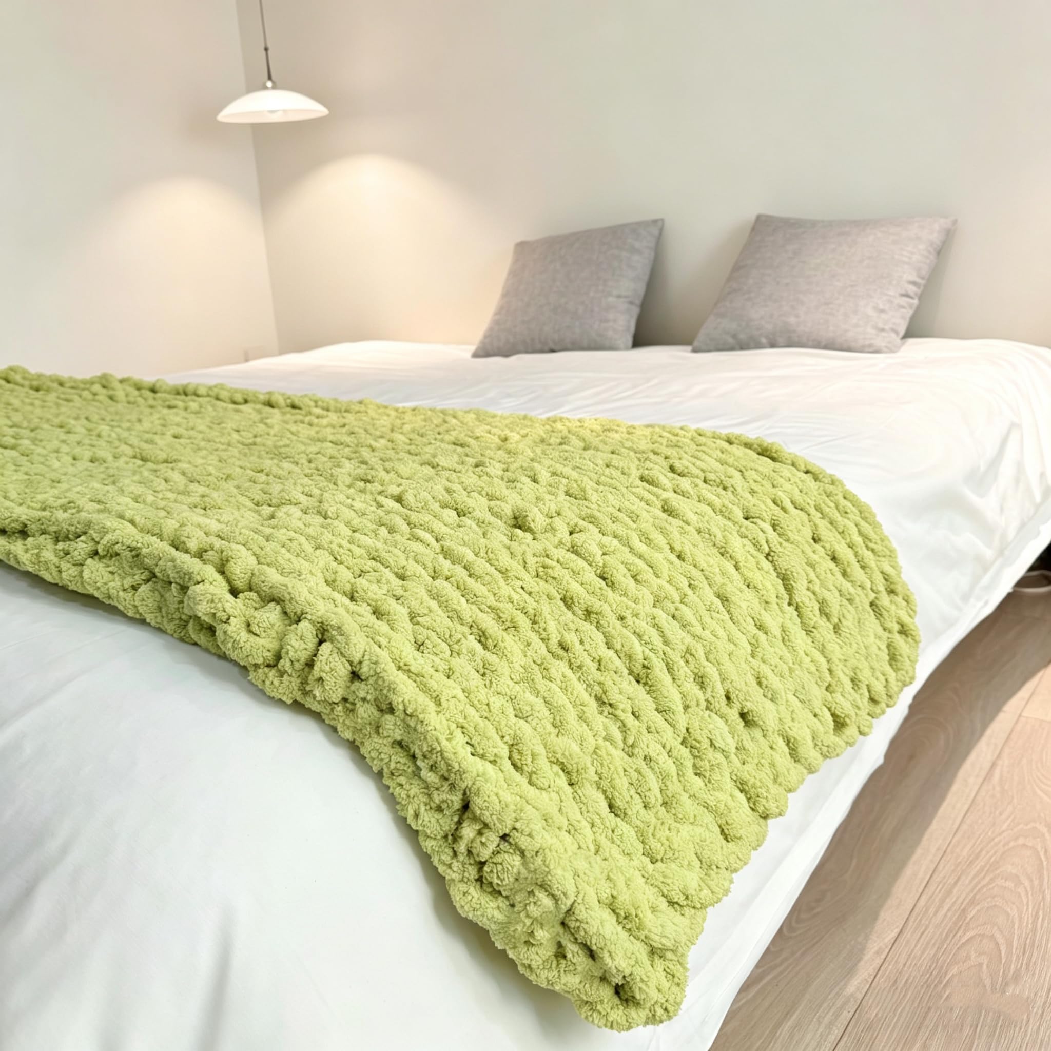 Chunky Knit Blanket Throw 40"×40", Hand Knitted Warm Chenille Throw Blanket, Home Decor Soft Thick Yarn Cable Knit Blanket, Soft Breathable Fleece Banket Christmas for Couch Bed Sofa Best Gift (Gray)
