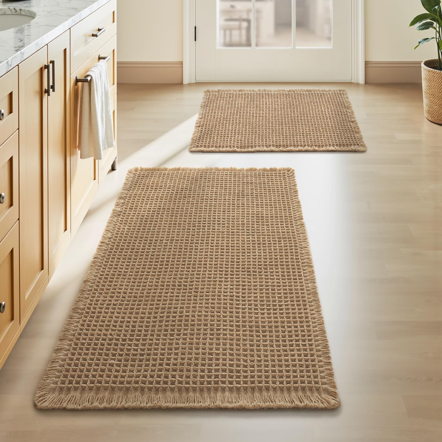 AMOAMI Upgraded Waffle Bath Mat, Super Absorbent Non Slip Bath Mats for Bathroom Floor, Machine Washable Bathroom Rugs with Tassels, Rubber Backed Bathroom Mats, Ultra Soft, 17" x 24", Brown