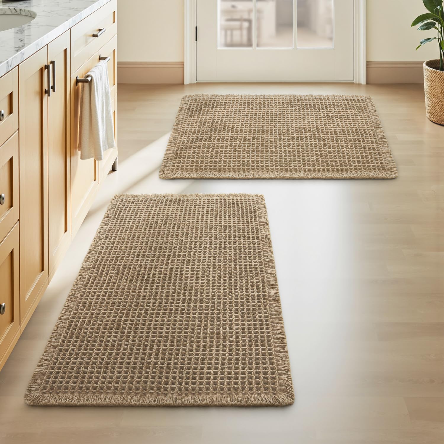 AMOAMI Upgraded Waffle Bath Mat, Super Absorbent Non Slip Bath Mats for Bathroom Floor, Machine Washable Bathroom Rugs with Tassels, Rubber Backed Bathroom Mats, Ultra Soft, 17" x 24", Brown
