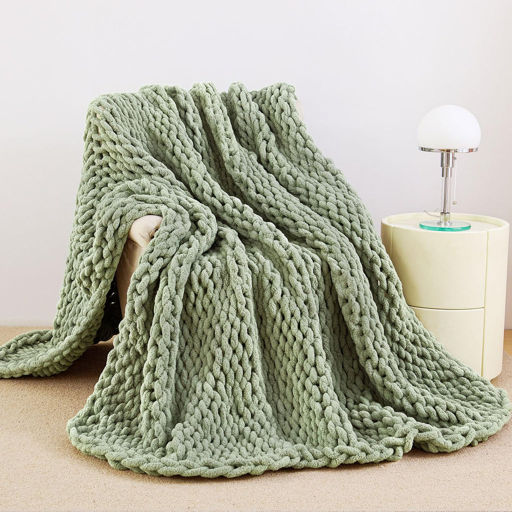 Admitrack Chunky Knit Blanket Throw 51"x63", 100% Hand Knit Chenille Throw Blanket for Sofa & Home Decor, Soft and Cozy Knitted Throw Blankets (Ivory，51"x63")
