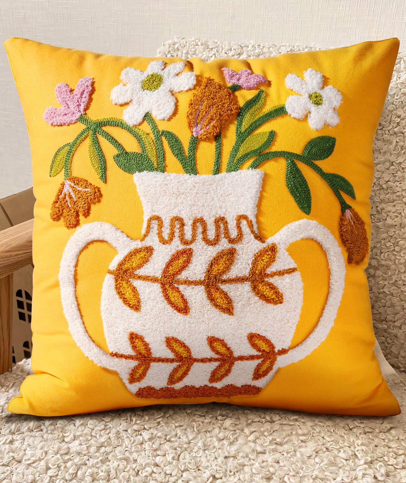 Embroidered Throw Pillow Cover - 18x18 Decorative Pillow Cover with Zipper Aesthetic Cute Design Boho Spring Summer Cozy Throw Pillowcase for Living Room Couch Sofa Bed, White Daisy