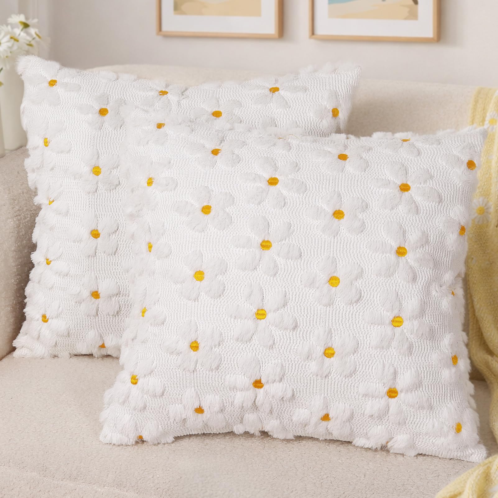 Yuubin Spring Summer Pillow Covers 18x18 Set of 2,White Daisy Pillow Cases Home Sofa Farmhouse Outdoors Indoor Couch Holiday Decor Plush Faux Fur Floral Pillow Decorations