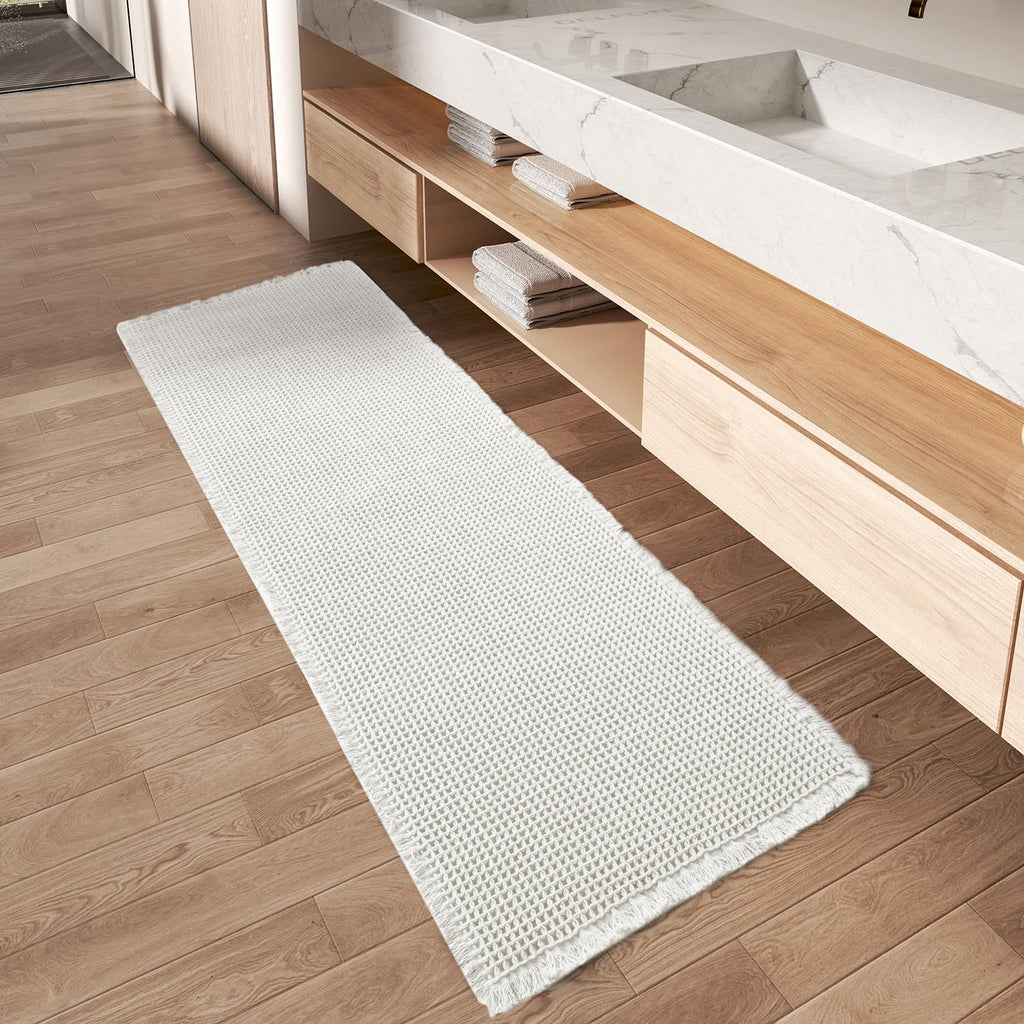 AMOAMI Upgraded Waffle Bath Mat, Super Absorbent Non Slip Bath Mats for Bathroom Floor, Machine Washable Bathroom Rugs with Tassels, Rubber Backed Bathroom Mats, Ultra Soft, 17" x 24", Brown