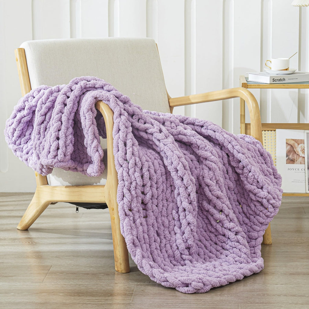 WESHIONGOO Chunky Knit Blanket Throw 40"*40" Knitted Throw Blankets for Couch Bed Fluffy Soft Blanket with Jumbo Chenille Yarn Thick 100% Handmade(Black)