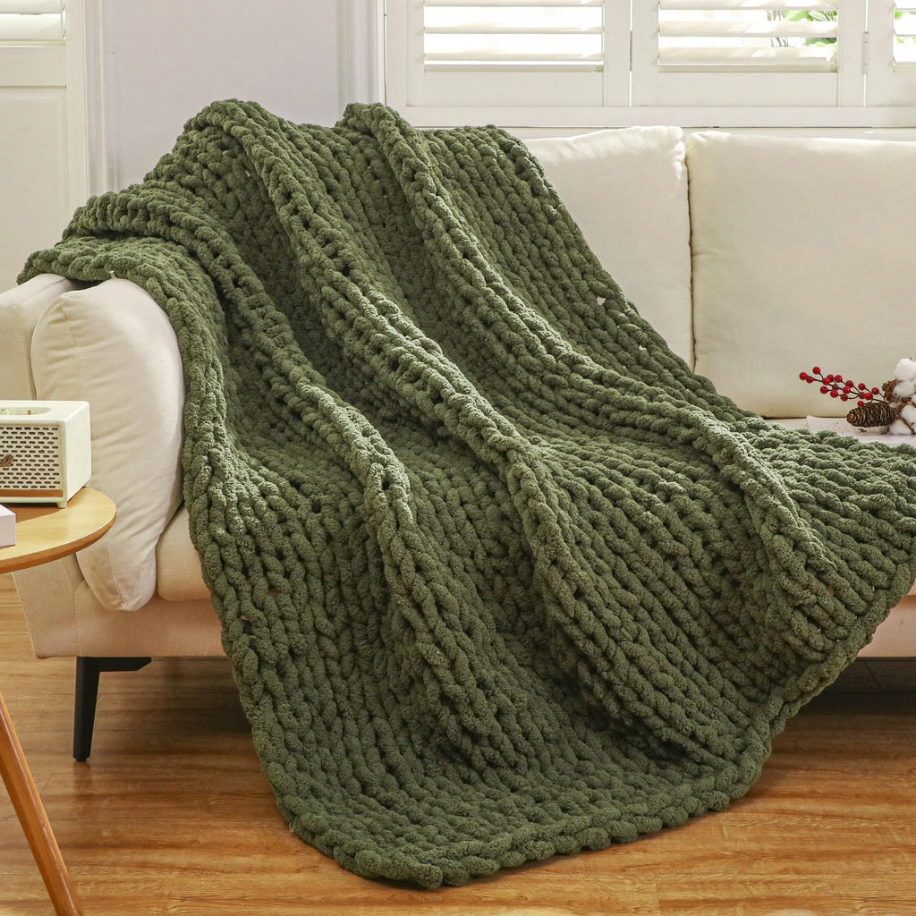 WESHIONGOO Chunky Knit Blanket Throw 40"*40" Knitted Throw Blankets for Couch Bed Fluffy Soft Blanket with Jumbo Chenille Yarn Thick 100% Handmade(Black)