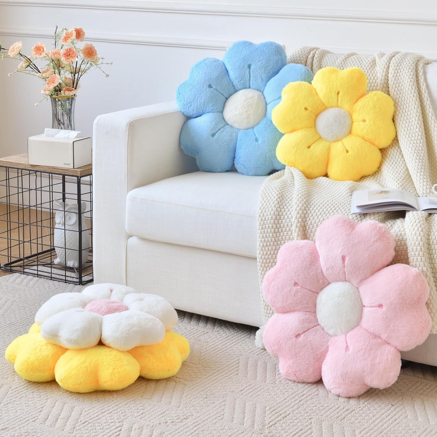 Flower Pillow, Cute Decorative Throw Pillow (White, 15 Inches) | Flower Shaped Pillow, Decorative Throw Pillows for Bed Couch, Cute Daisy Pillow Dorm Decor Floor Seating Cushion