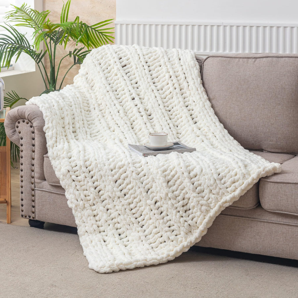 WESHIONGOO Chunky Knit Blanket Throw 40"*40" Knitted Throw Blankets for Couch Bed Fluffy Soft Blanket with Jumbo Chenille Yarn Thick 100% Handmade(Black)