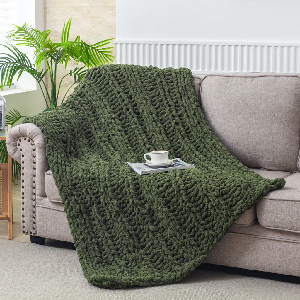 WESHIONGOO Chunky Knit Blanket Throw 40"*40" Knitted Throw Blankets for Couch Bed Fluffy Soft Blanket with Jumbo Chenille Yarn Thick 100% Handmade(Black)
